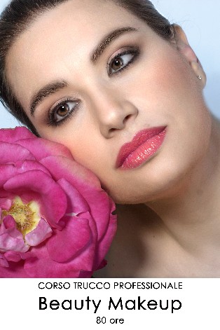 Corso di trucco beauty per apprendere le tecniche avanzate di makeup beauty personalizzato, per la sposa e per la fotografia